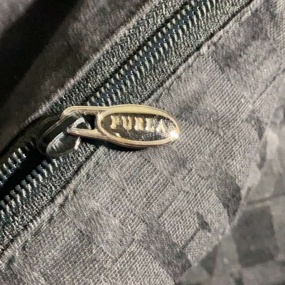 FURLA ~ 2 Way ~ Soft Black Leather Hobo Bag - Picture 7 of 13